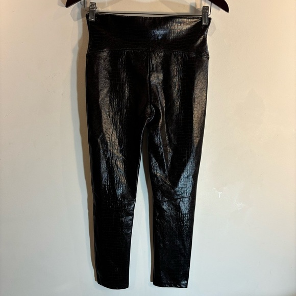 SPANX Sz M Crocodile Embossed Leggings Comfort Waist Ankle Length Dark Brown - Picture 8 of 11